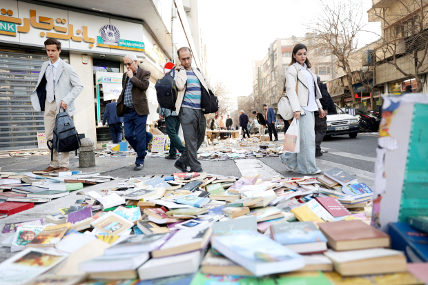 Iran ‘has 15 days to make a ‘meaningful’ deal’